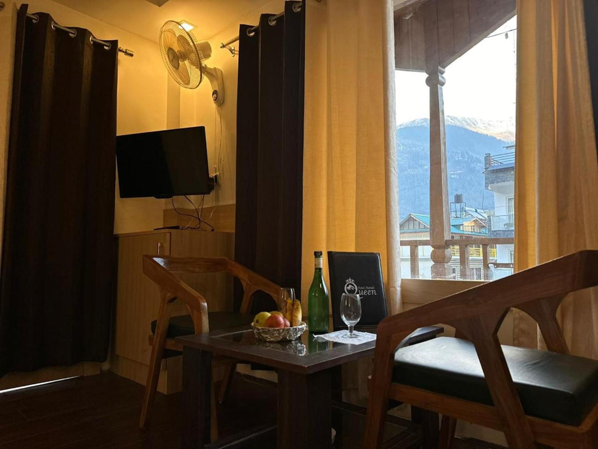 Hotel Manali Queen Kültér fotó
